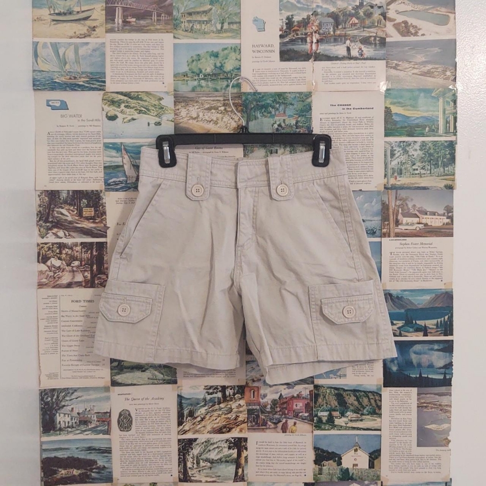 Lee Khaki Shorts